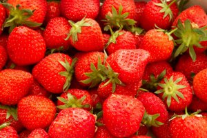 Ceny truskawek – jakie zmiany w obrębie importu i oferty krajowej?